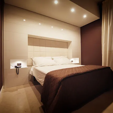 Gran Paradiso 호텔 산 조반니 로톤도